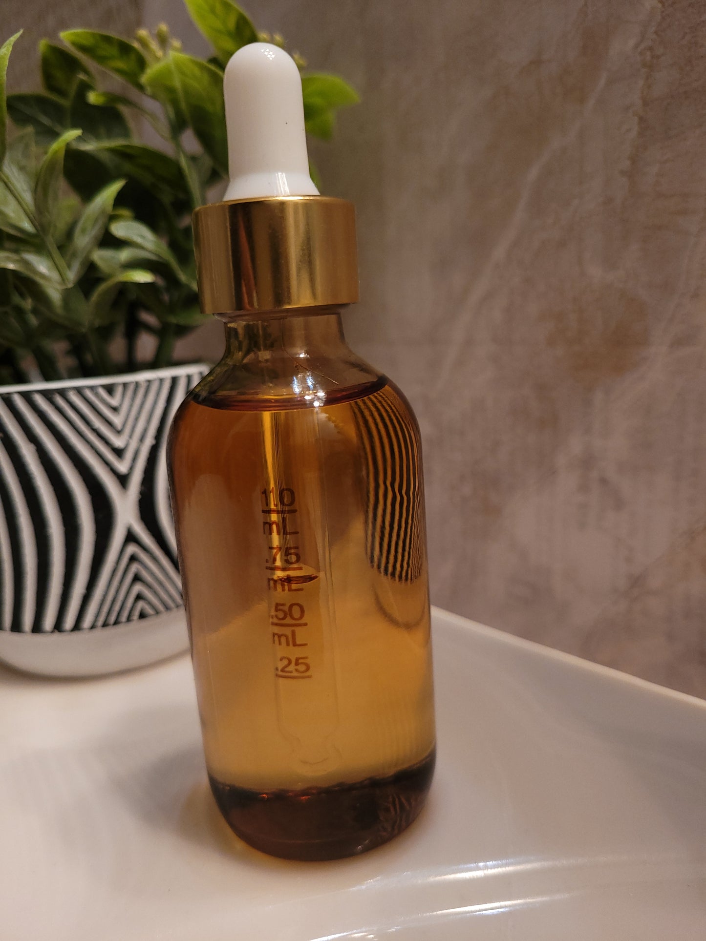 Teela's PURE GOLD Oil Serum